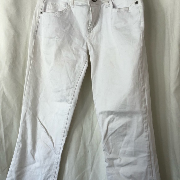 White Capri jeans - Picture 2 of 3